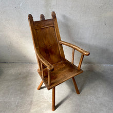 Load image into Gallery viewer, 18th Century Rustik Oak Welsh Vernacular Armchair Hall Chair
