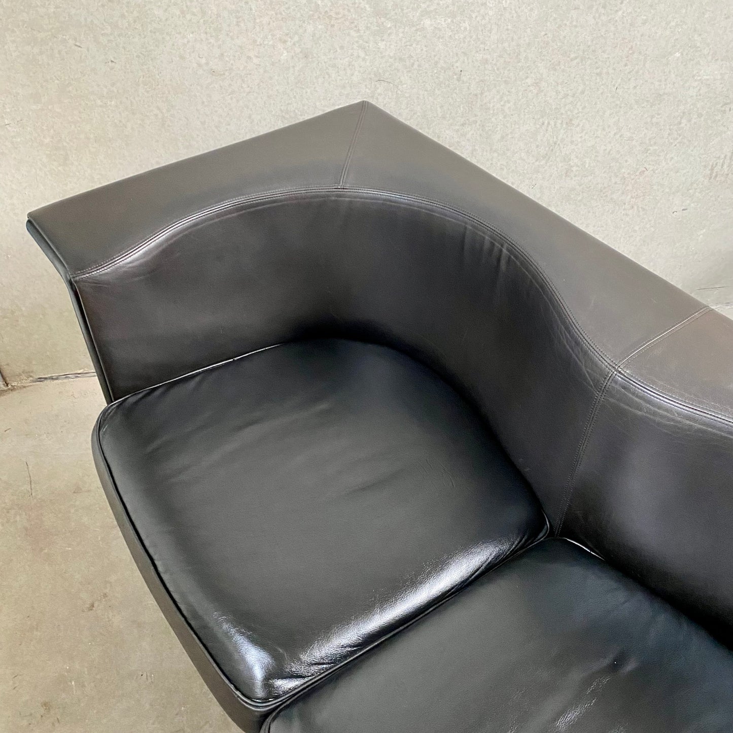 Antonio Citterio Braun-Schwarzes Ledersofa „Cricket“ für Moroso Italien 1980