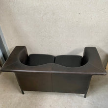 Load image into Gallery viewer, Antonio Citterio Brown Black Leather Sofa &quot;Cricket&quot; for Moroso Italy 1980
