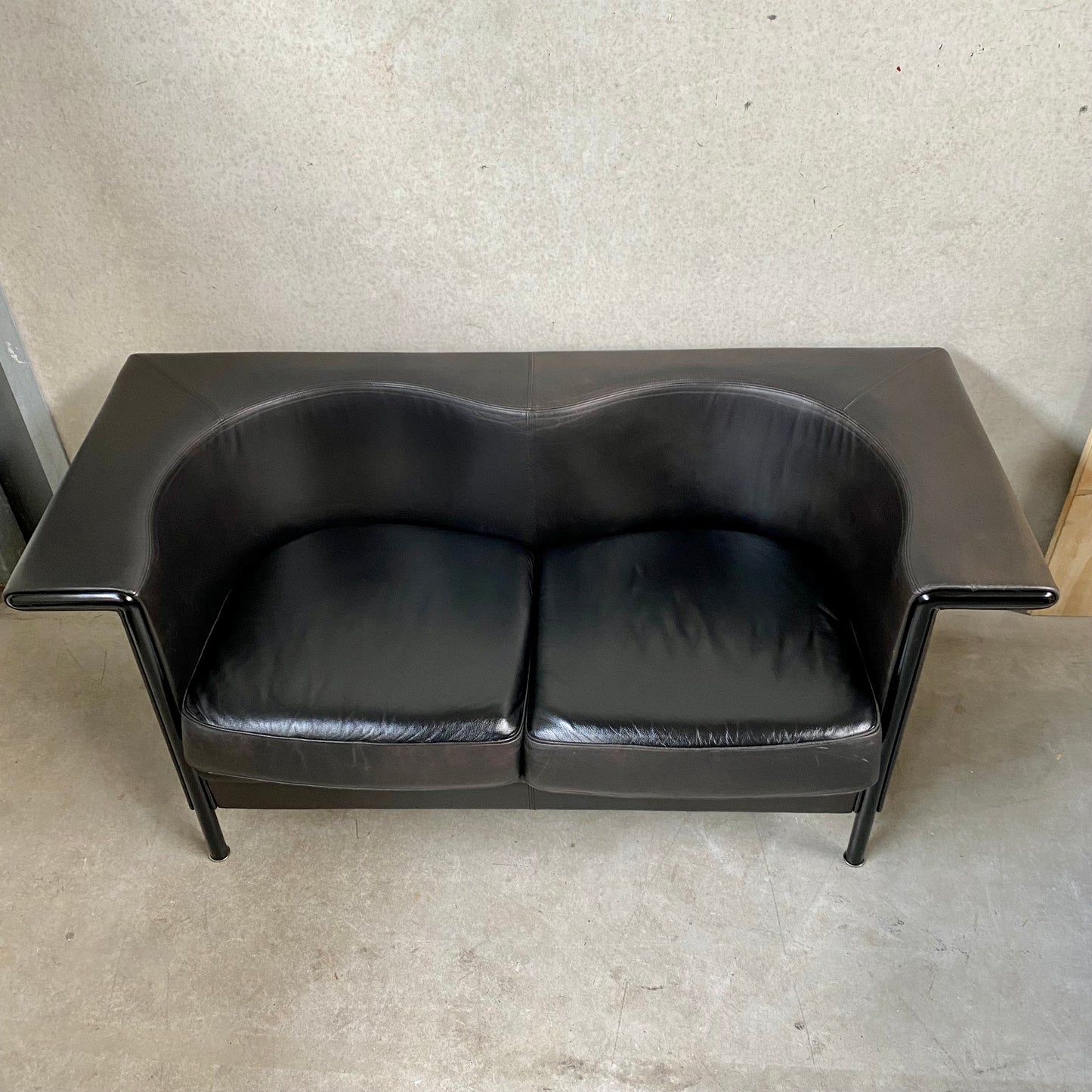 Antonio Citterio Braun-Schwarzes Ledersofa „Cricket“ für Moroso Italien 1980