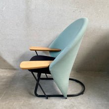 Load image into Gallery viewer, Lounge Chair by Floris Van Den Broecke for Artifort, Netherlands 1980
