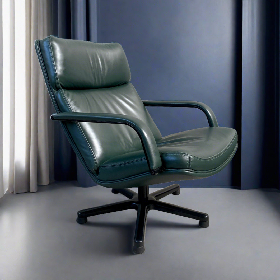 Artifort Swiffle Arm Chair 