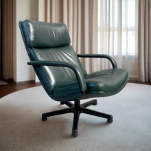 Load image into Gallery viewer, Artifort Swiffle Arm Chair &quot;F141&quot; by Geoffrey Harcourt Netherlands
