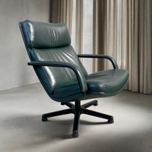 Load image into Gallery viewer, Artifort Swiffle Arm Chair &quot;F141&quot; by Geoffrey Harcourt Netherlands
