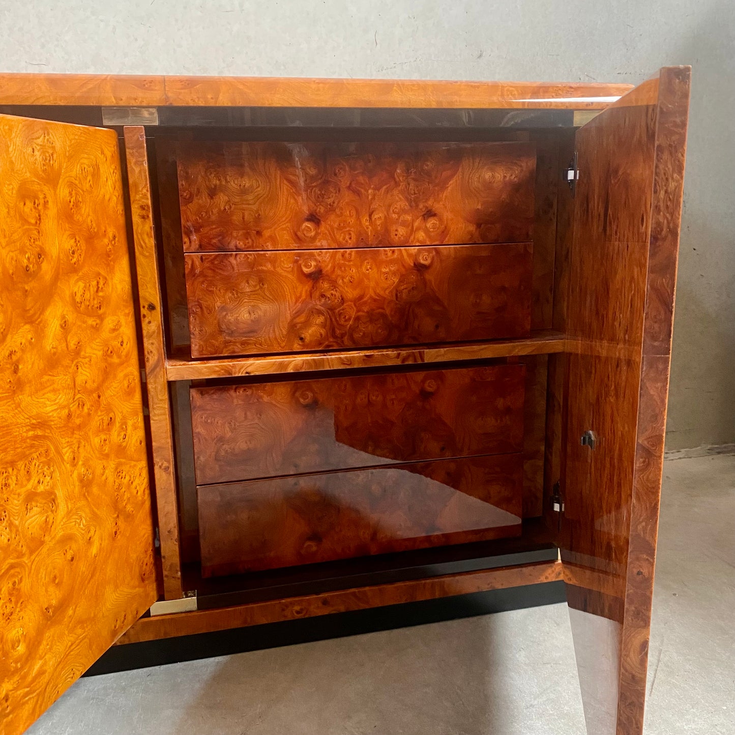 Buffet en loupe de bruyère par Guerini Emilio pour Gdm Design, Italie 1980