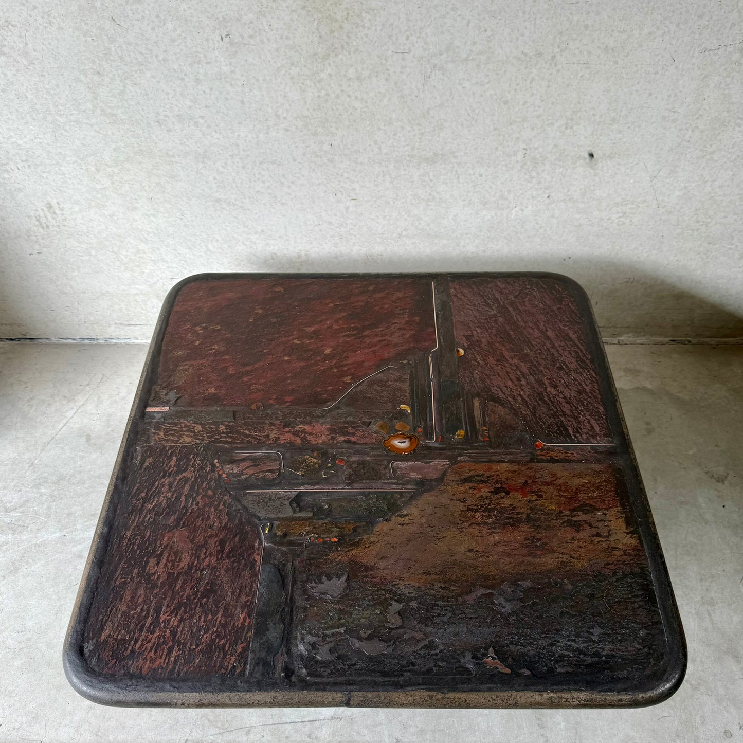 Table basse carrée brutaliste en ardoise et agate brune par Paul Kingma 1990
