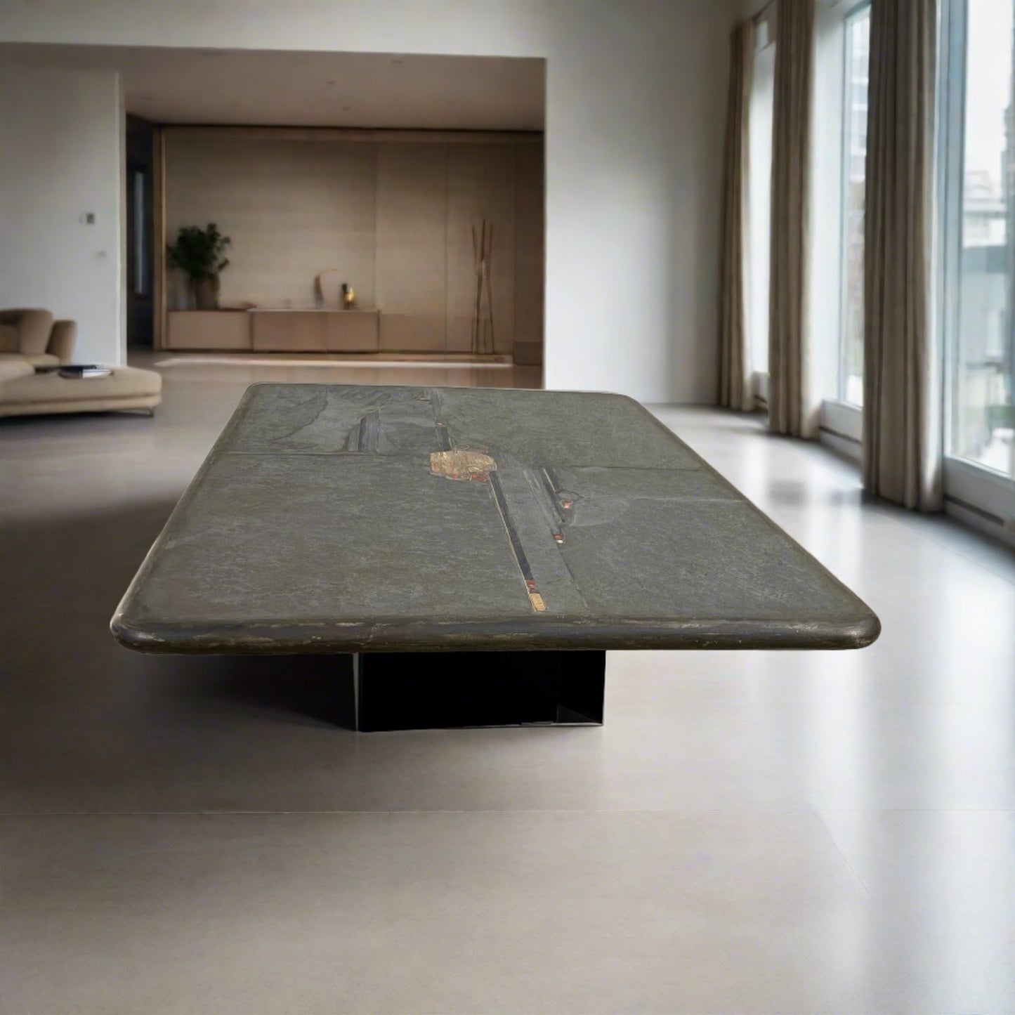 Brutalistischer rechteckiger Couchtisch aus Schieferstein vom Bildhauer Paul Kingma, 1996