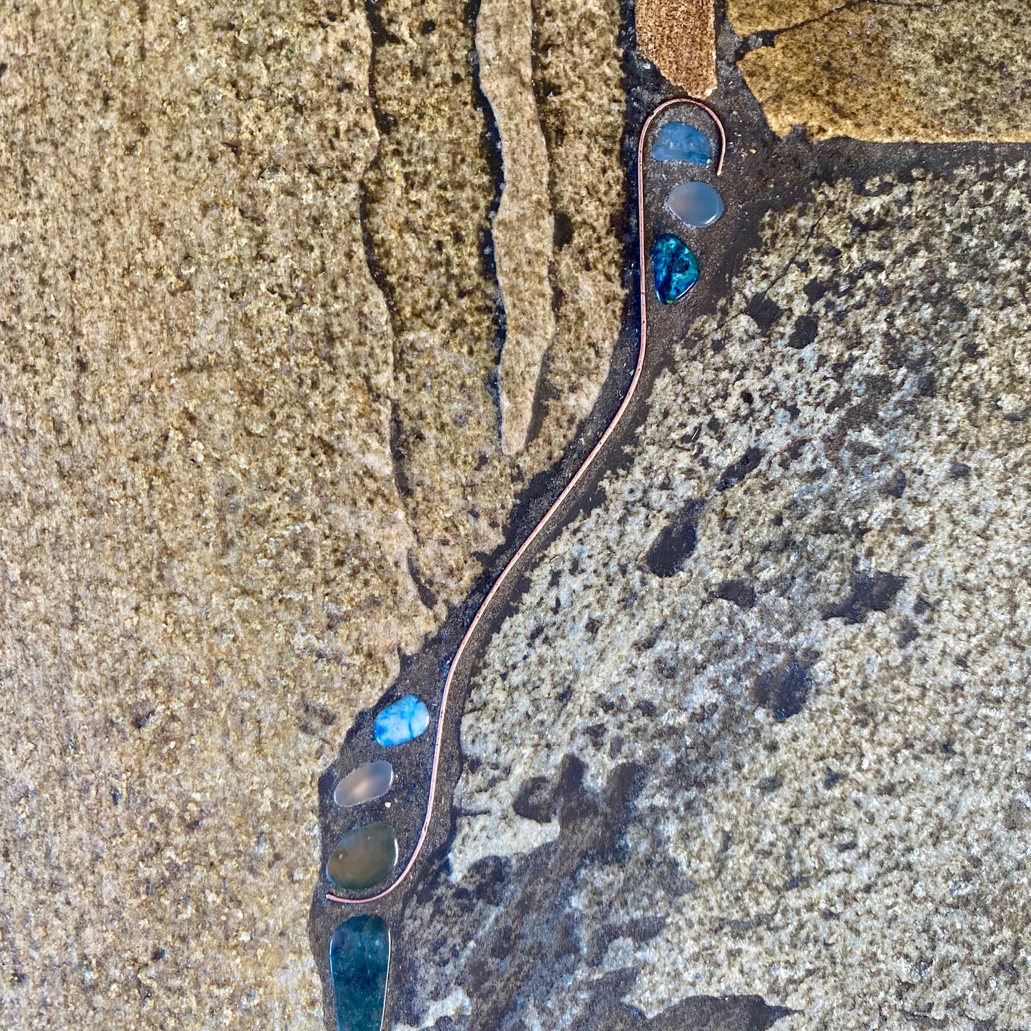 Table basse carrée brutaliste en ardoise et agate bleue de Paul Kingma, 1996