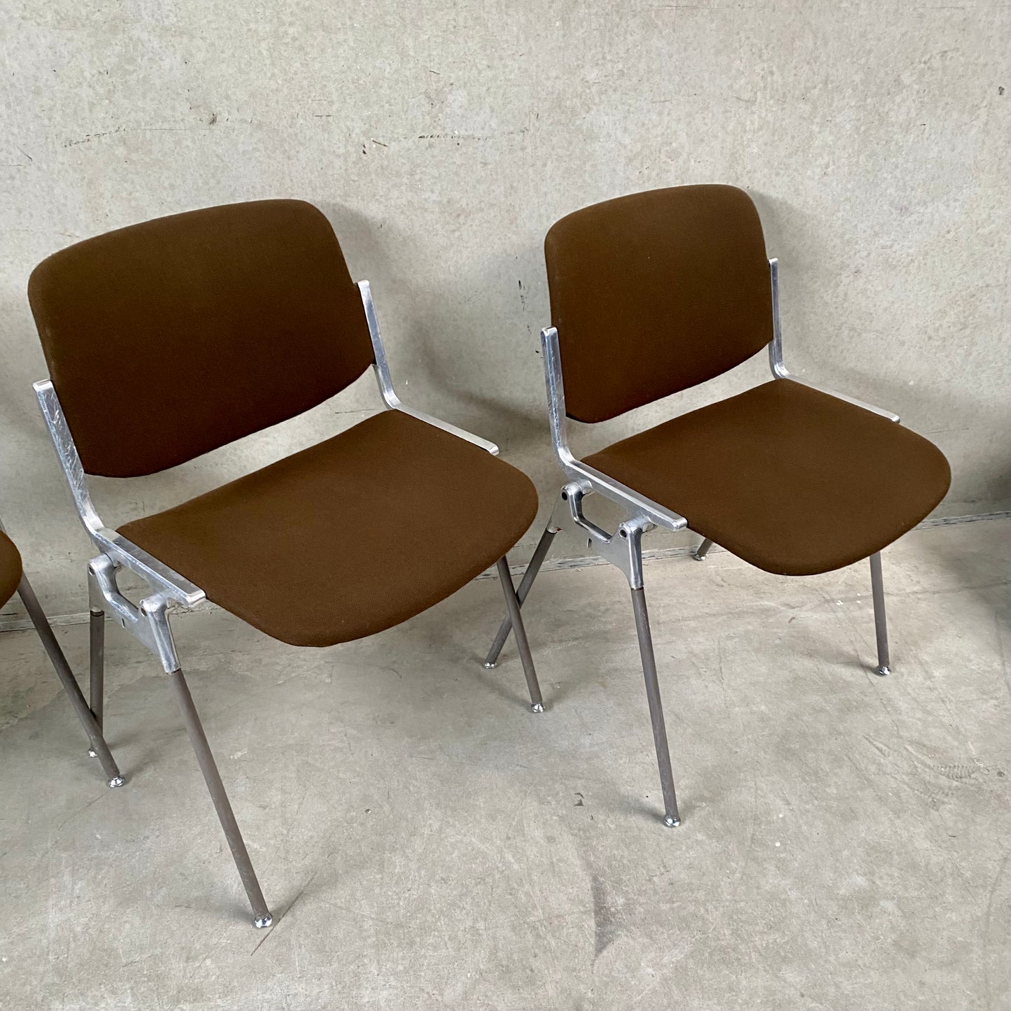 Ensemble de 4 chaises de salle à manger Castelli DSC 106 par Giancarlo Piretti, Italie 1970
