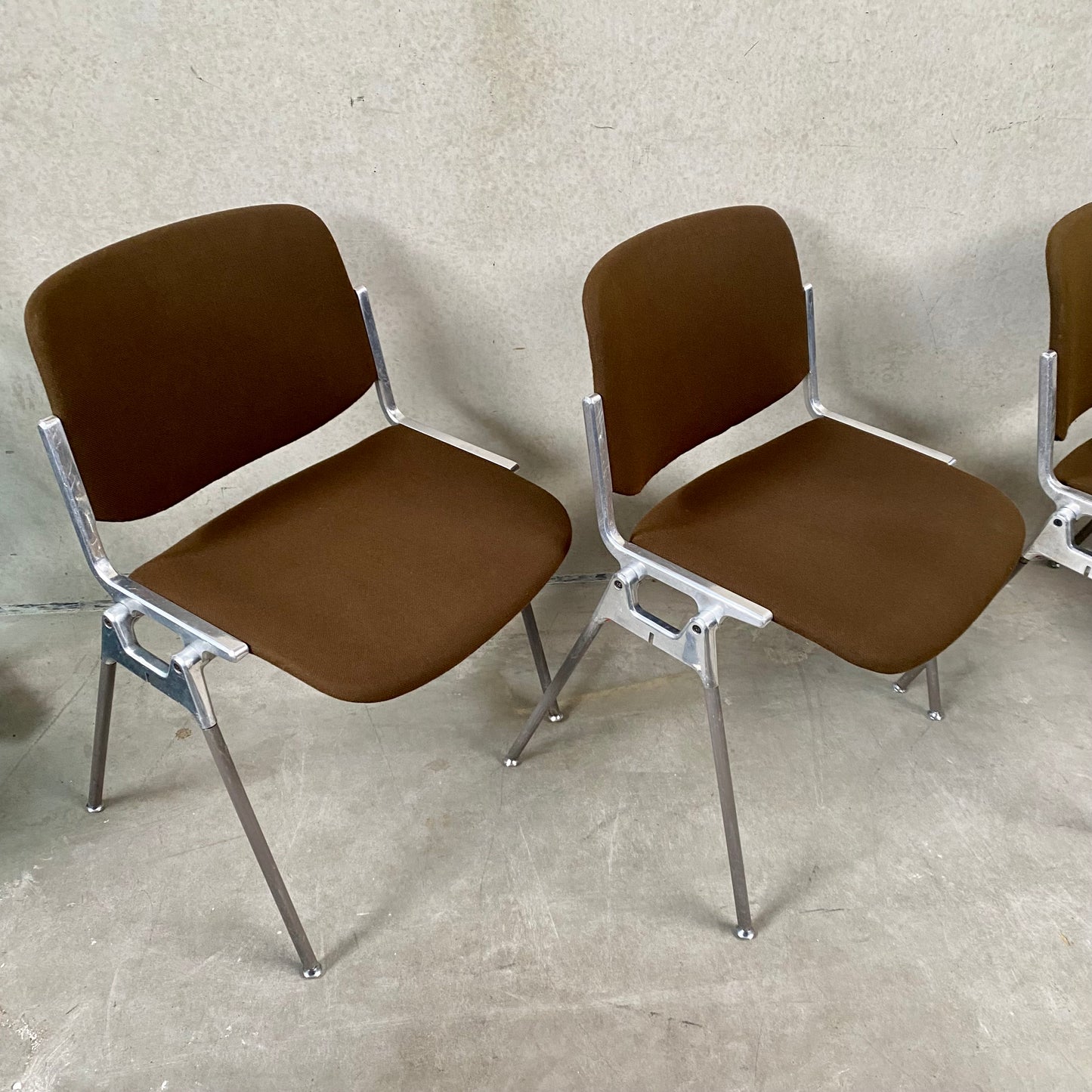 Ensemble de 4 chaises de salle à manger Castelli DSC 106 par Giancarlo Piretti, Italie 1970