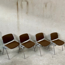 Load image into Gallery viewer, Set of 4 Castelli Dsc 106 Dining Chairs by Giancarlo Piretti, Italy 1970
