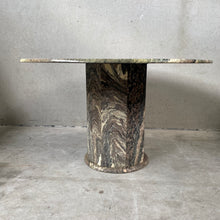 Load image into Gallery viewer, Round Cipollino Marble Dining Table, Italy 1980
