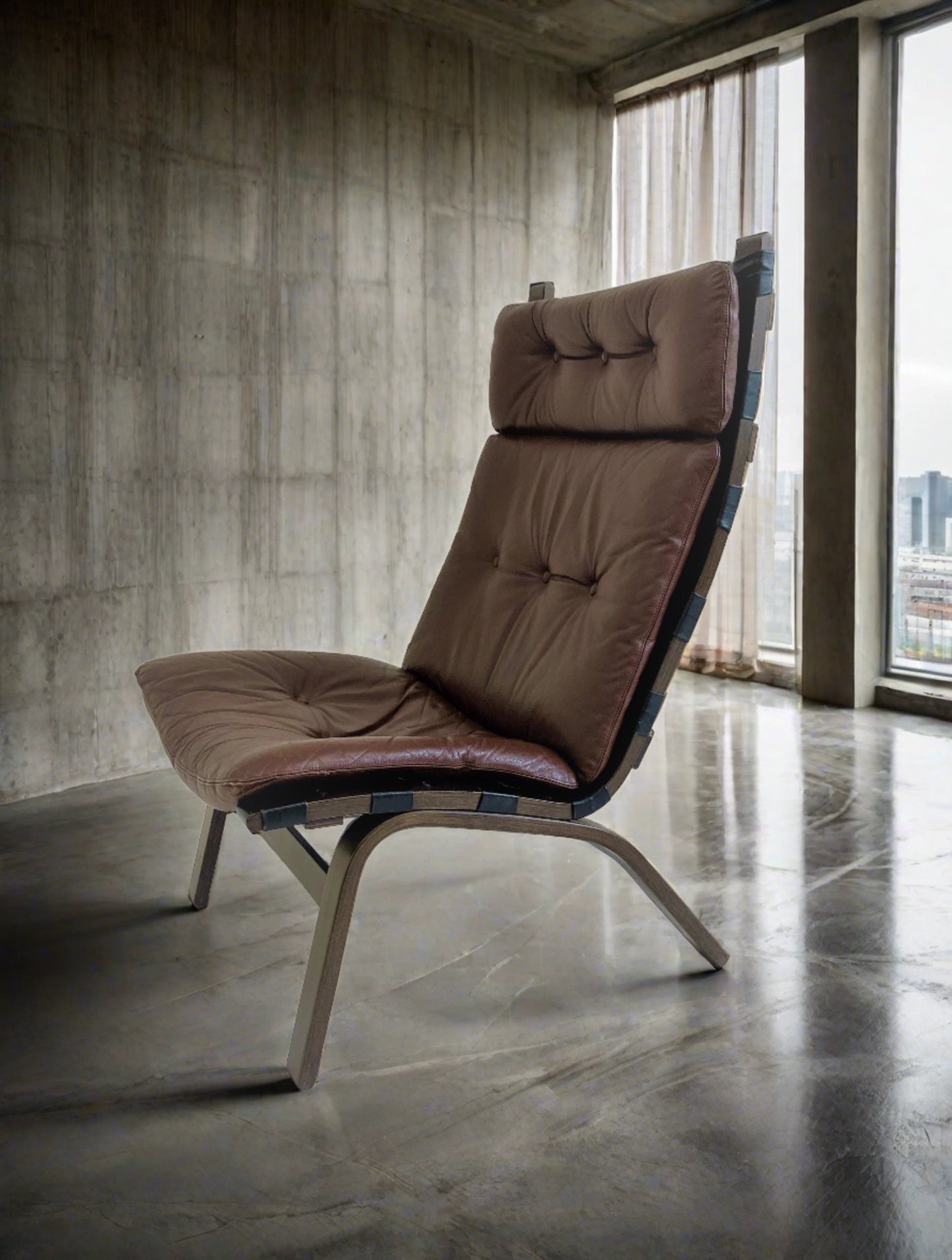 Fauteuil lounge en cuir marron danois, Farstrup, Danemark, 1970