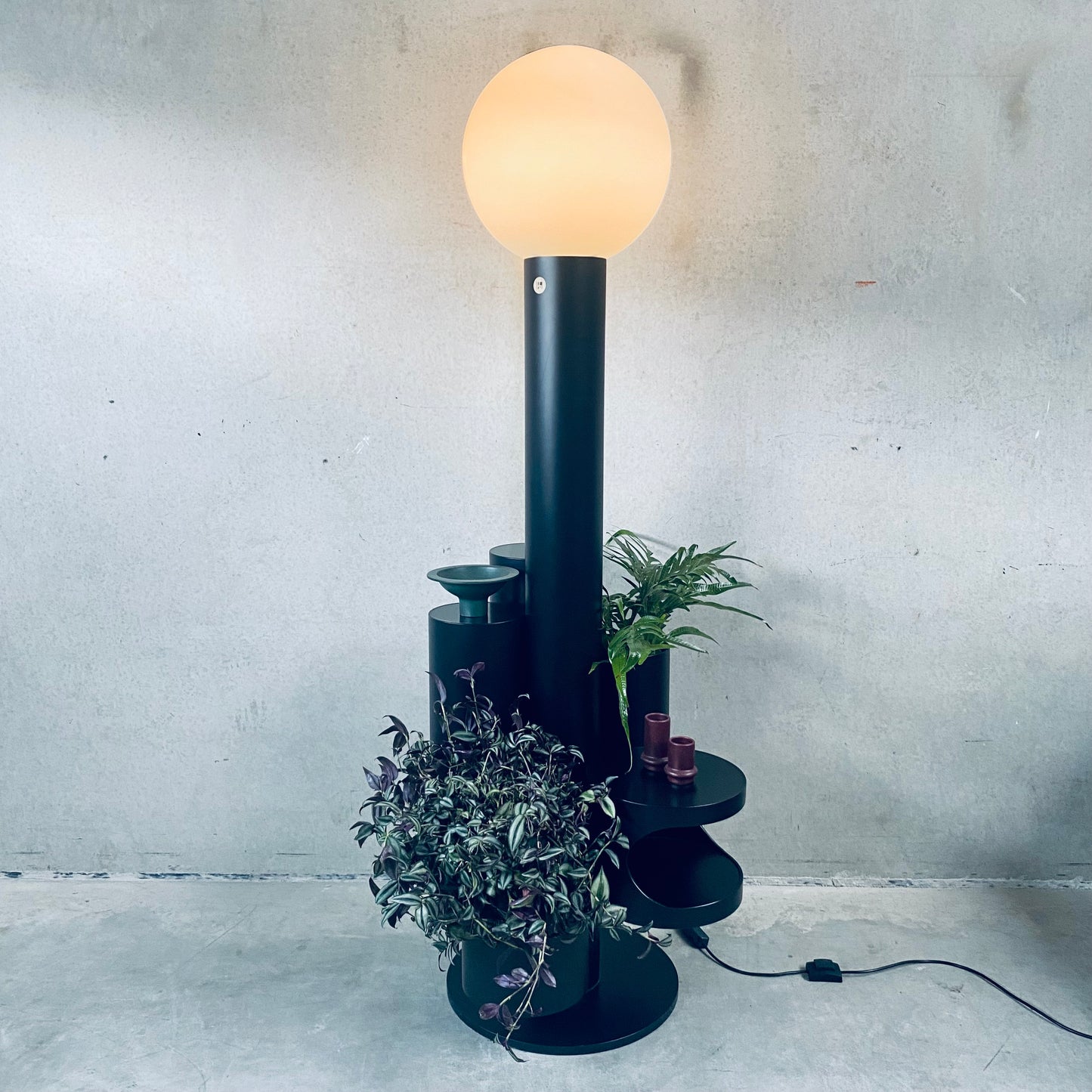 Große Stehlampe und Pflanzenständer „Close Encounter“ von Kerst Koopman, Niederlande 1980