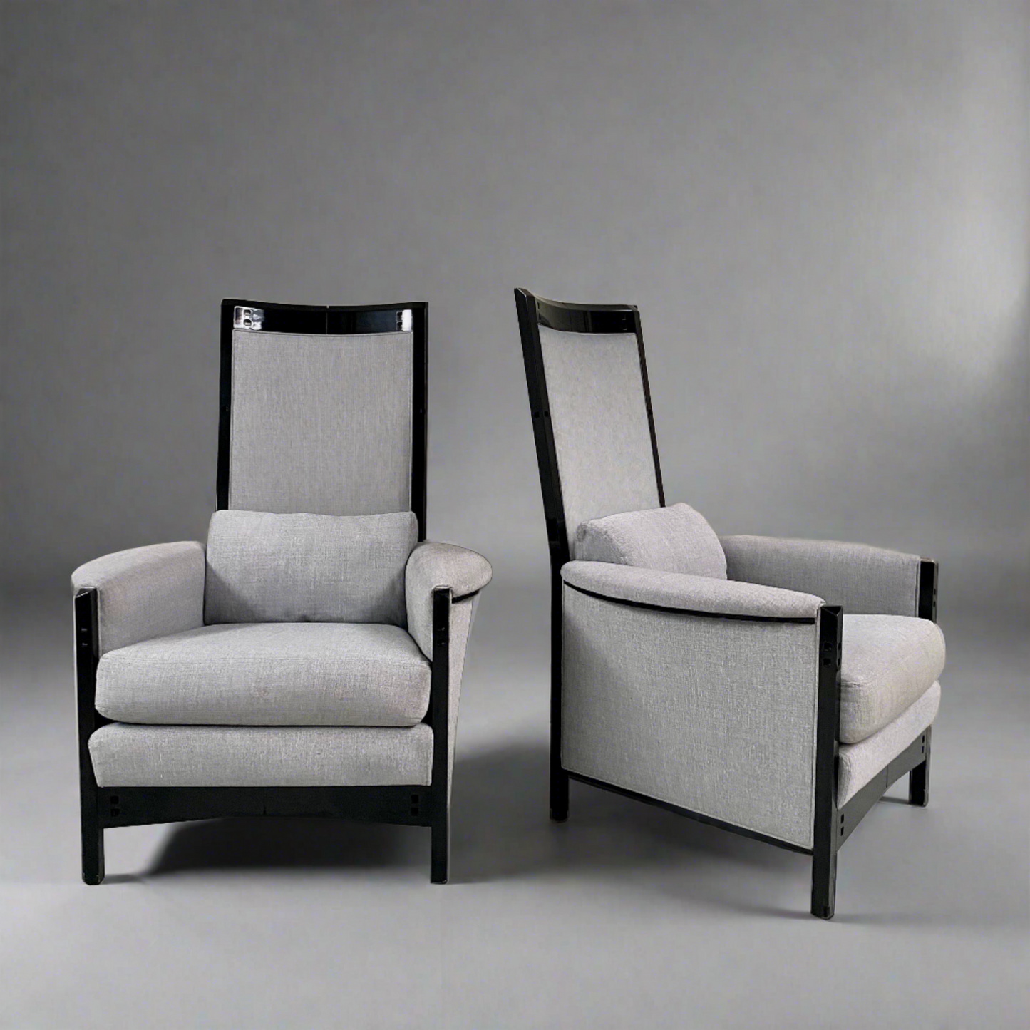 2 fauteuils lounge laqués à dossier haut « Peggy » par Umberto Asnago pour Giorgetti, Italie 1990