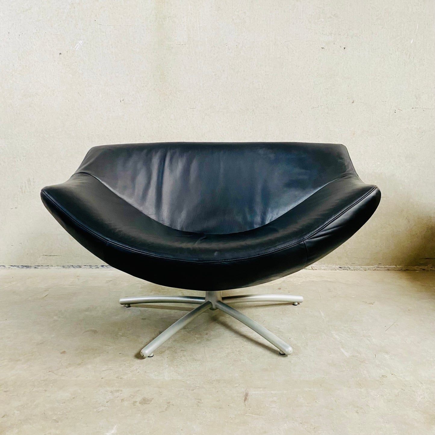 Drehsessel „Gigi“ aus Leder von Gerard Van Den Berg für Label, Niederlande, 1980