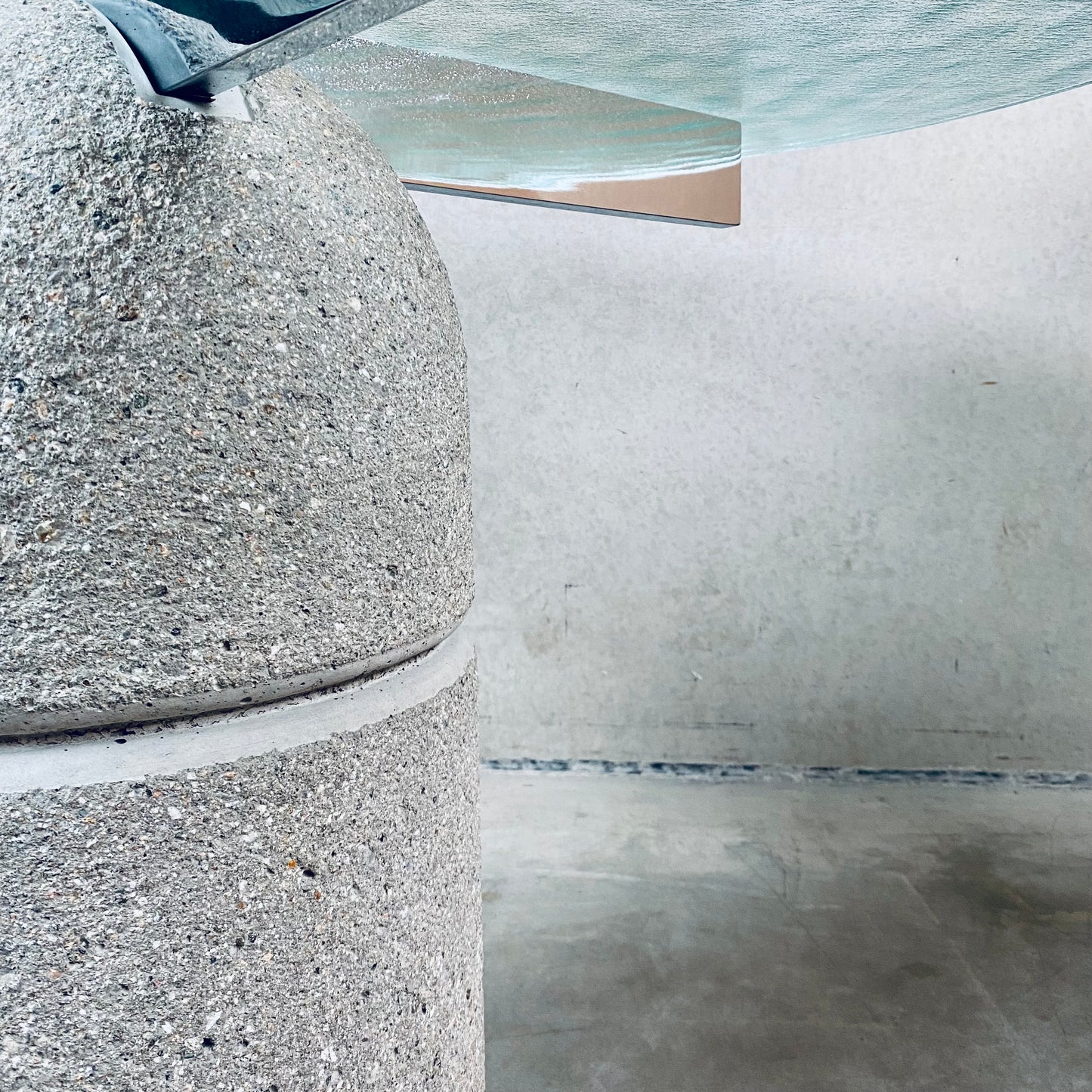 Mid-century Giovanni Offredi Concrete Dining Table Paracarro for Saporiti, Italy 1970