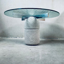 Load image into Gallery viewer, Mid-century Giovanni Offredi Concrete Dining Table Paracarro for Saporiti, Italy 1970
