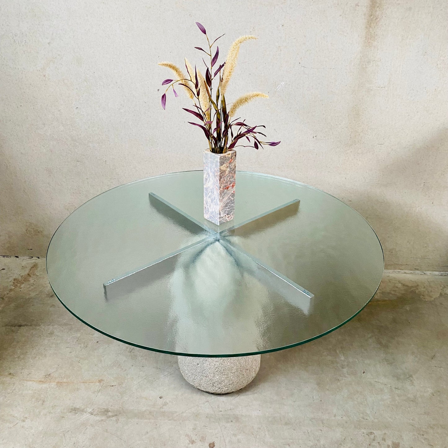 Mid-century Giovanni Offredi Concrete Dining Table Paracarro for Saporiti, Italy 1970