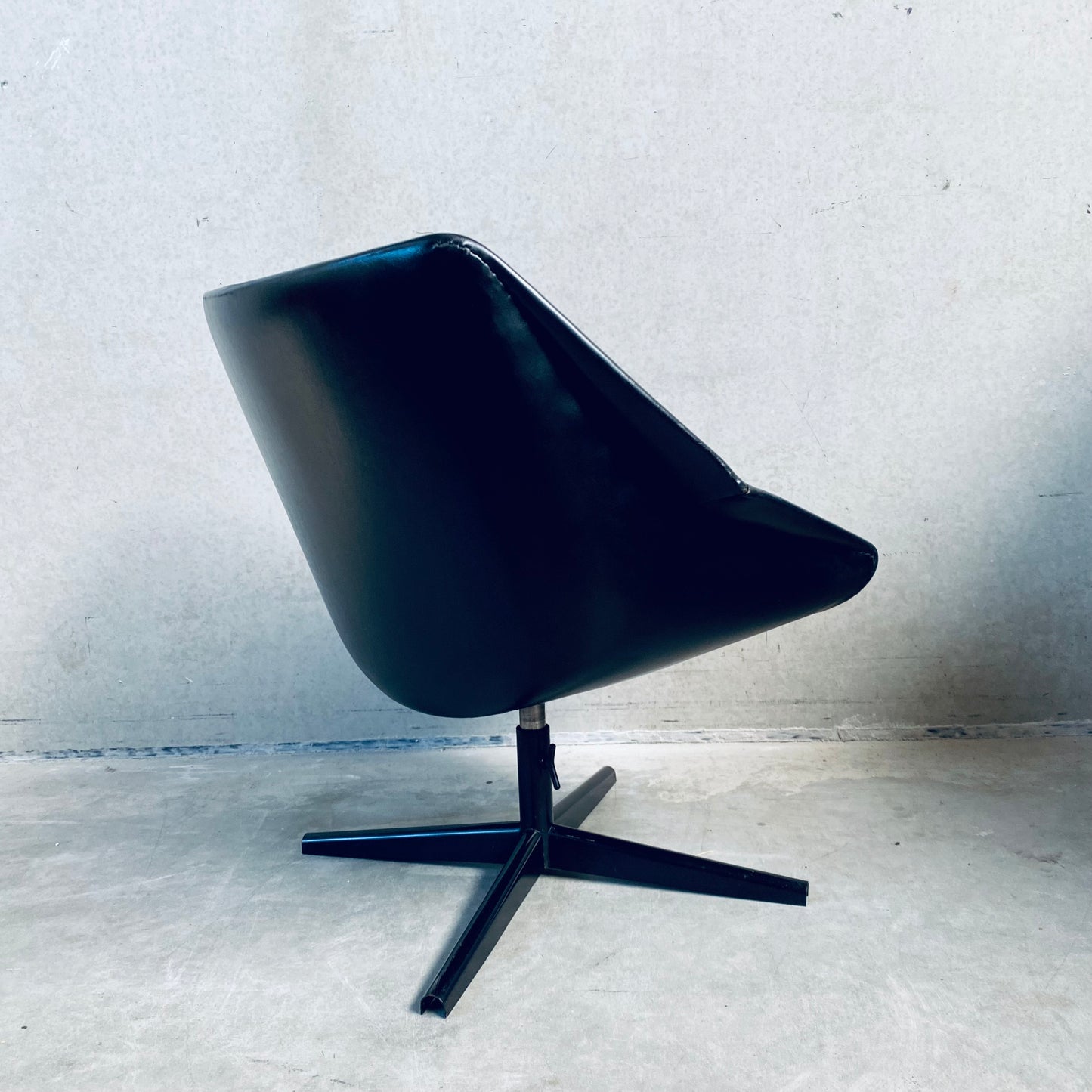 Mid-Century PASTOE FM08 Swiffle Chair von Cees Braakman, Niederlande 1959