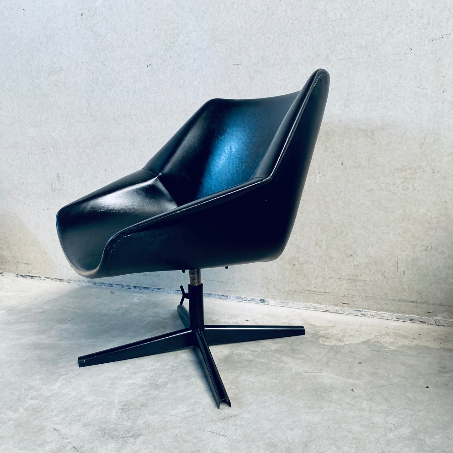 Mid-Century PASTOE FM08 Swiffle Chair von Cees Braakman, Niederlande 1959