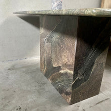 Load image into Gallery viewer, Mid-Century Cipollino Ondulato Marble Dining Table, Italy
