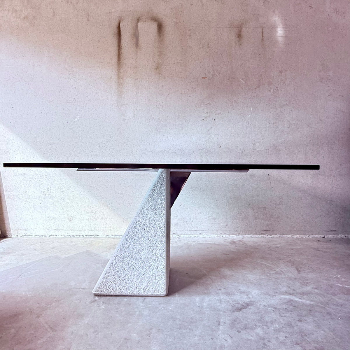 Mid-century Square Giovanni Offredi Concrete Dining Table for Saporiti, Italy 1970