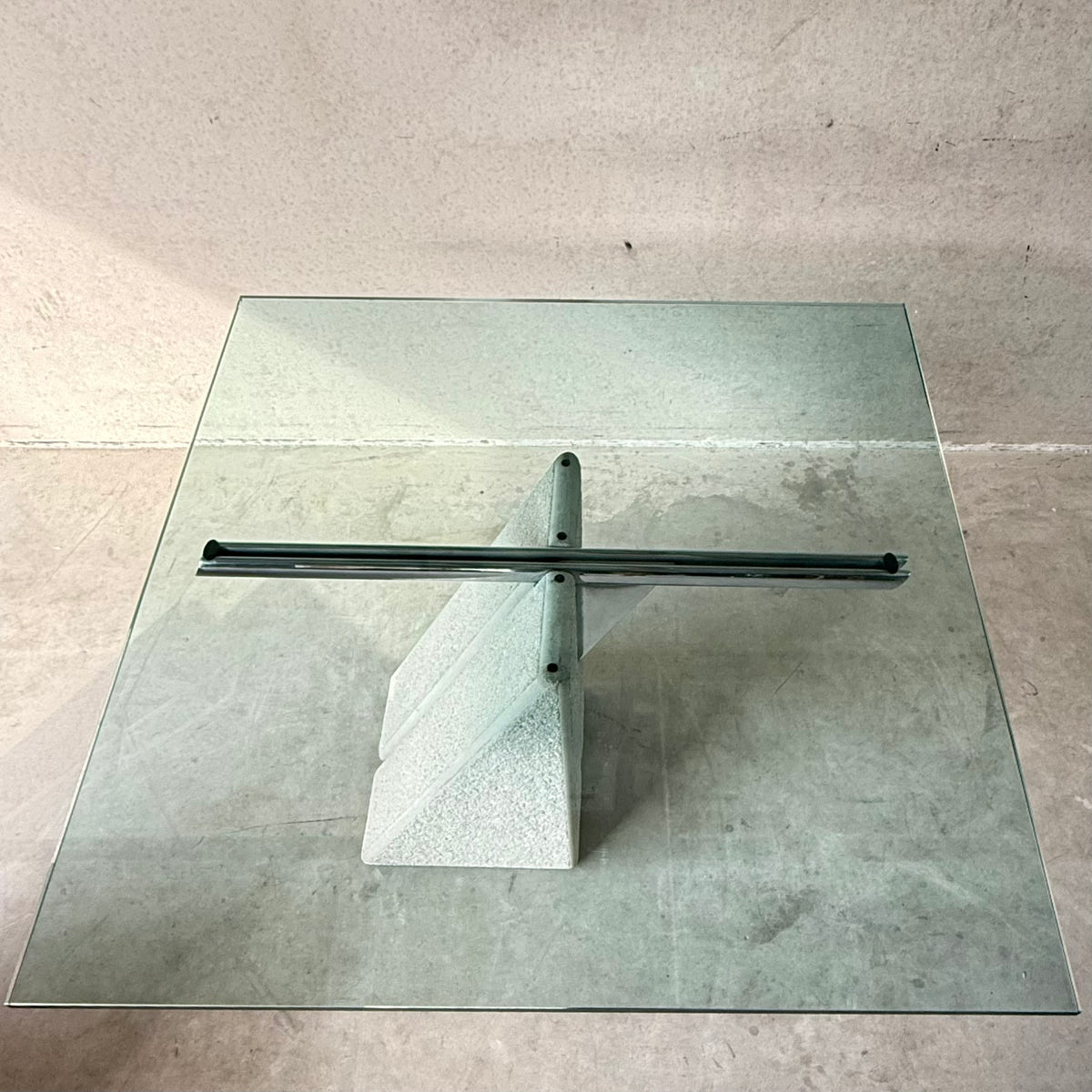 Mid-century Square Giovanni Offredi Concrete Dining Table for Saporiti, Italy 1970