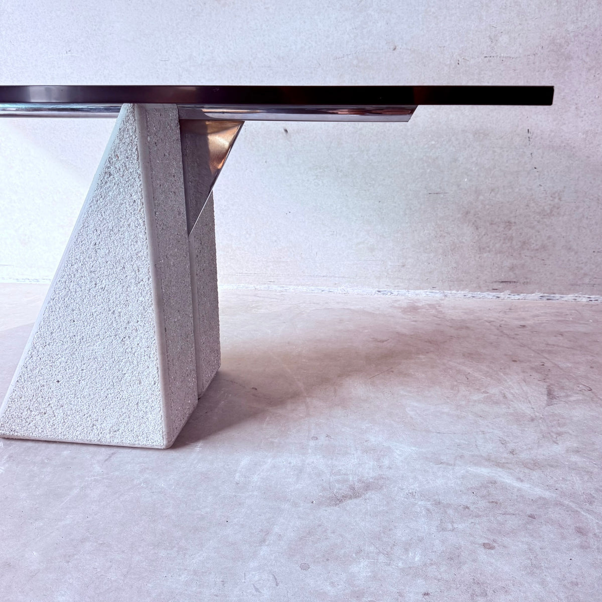 Mid-century Square Giovanni Offredi Concrete Dining Table for Saporiti, Italy 1970