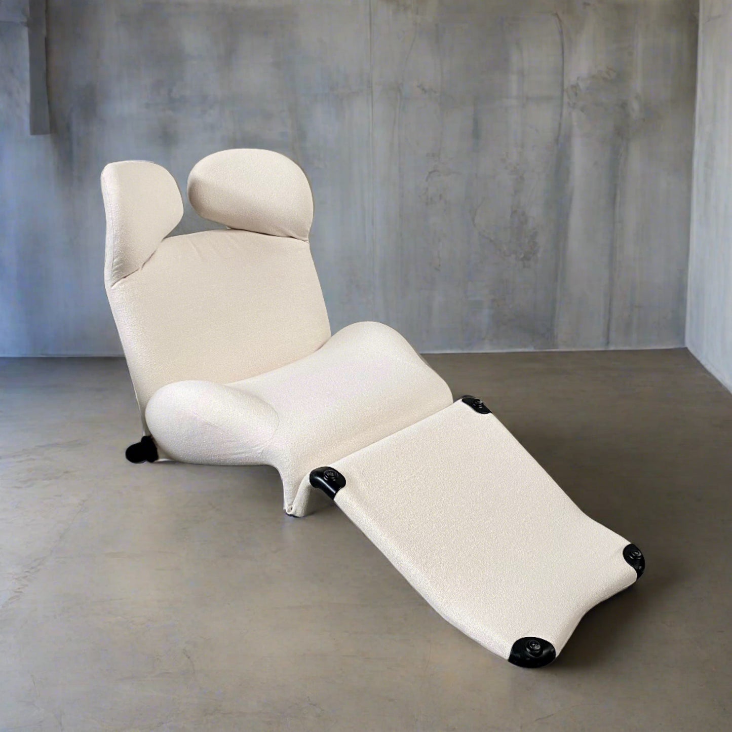 Off White 111 Wink Chaiselongue von Toshiyuki Kita für Cassina, Italien 1980