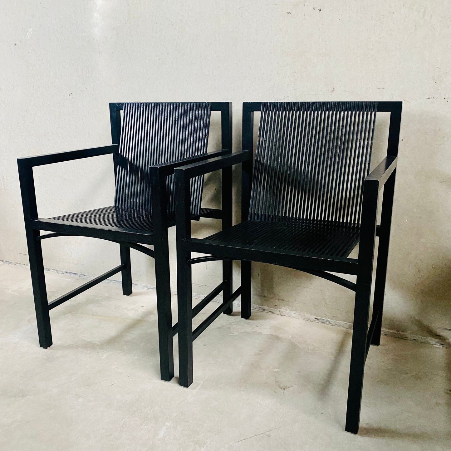 2 x Ruud-Jan Kokke schwarze „Latjes“-Stühle für 't Spectrum, Niederlande 1980