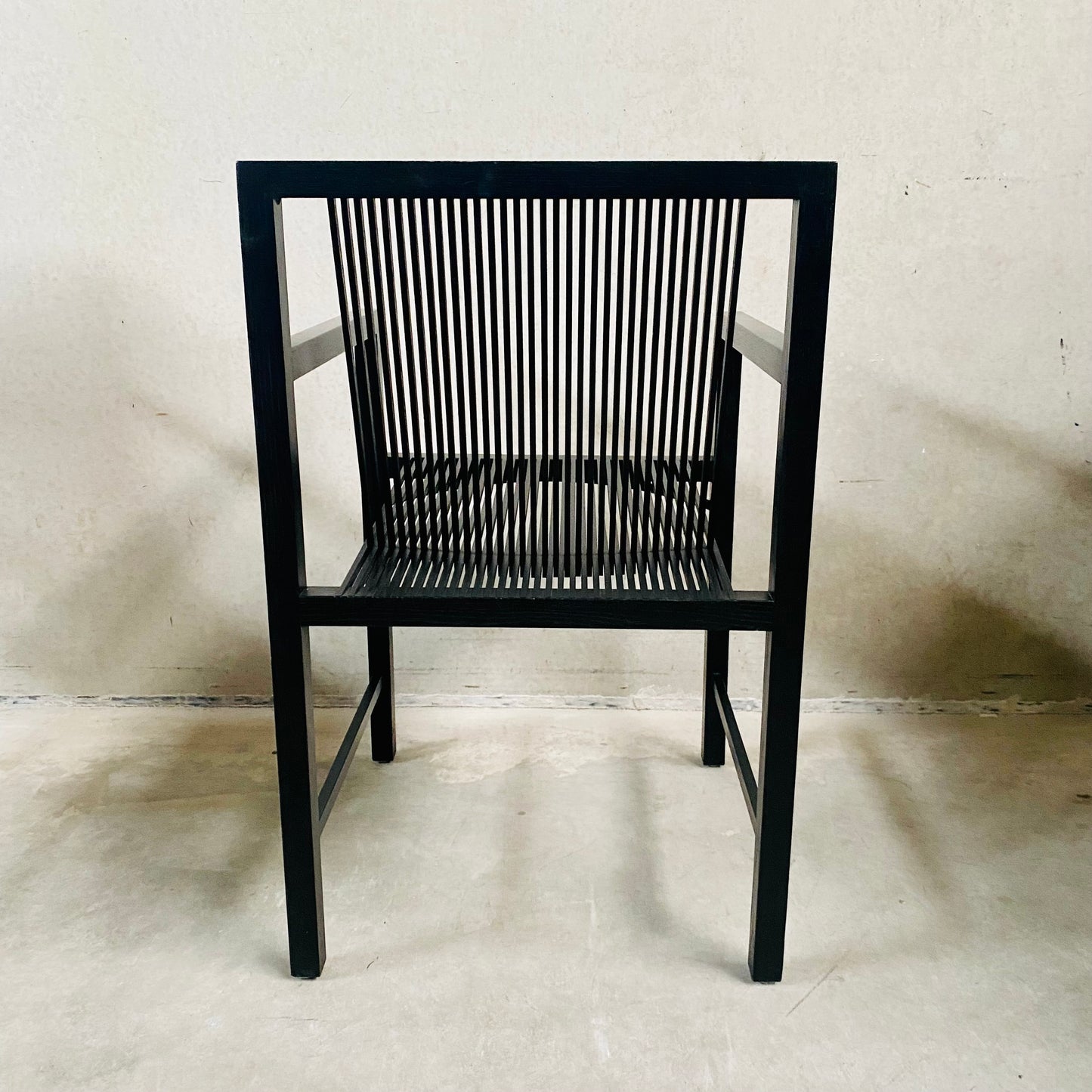2 x Ruud-Jan Kokke schwarze „Latjes“-Stühle für 't Spectrum, Niederlande 1980