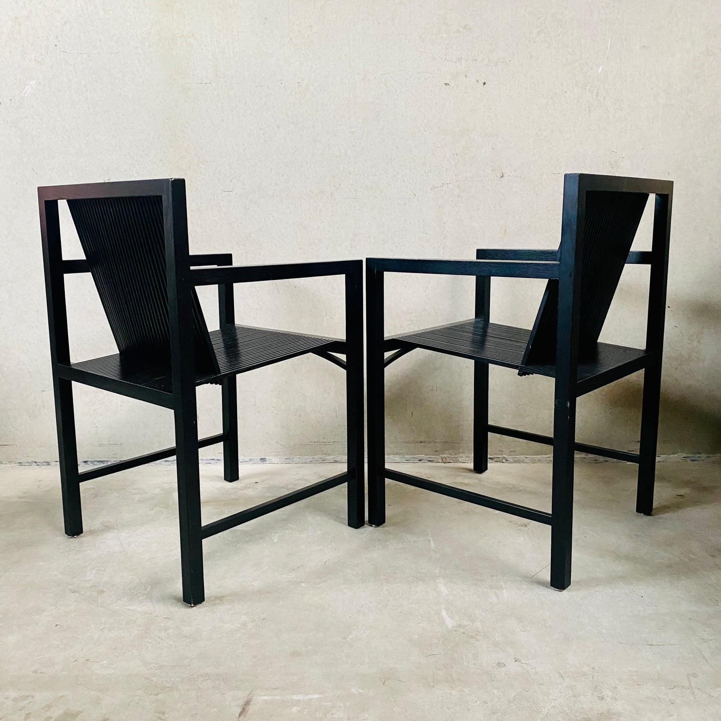 2 x Ruud-Jan Kokke schwarze „Latjes“-Stühle für 't Spectrum, Niederlande 1980