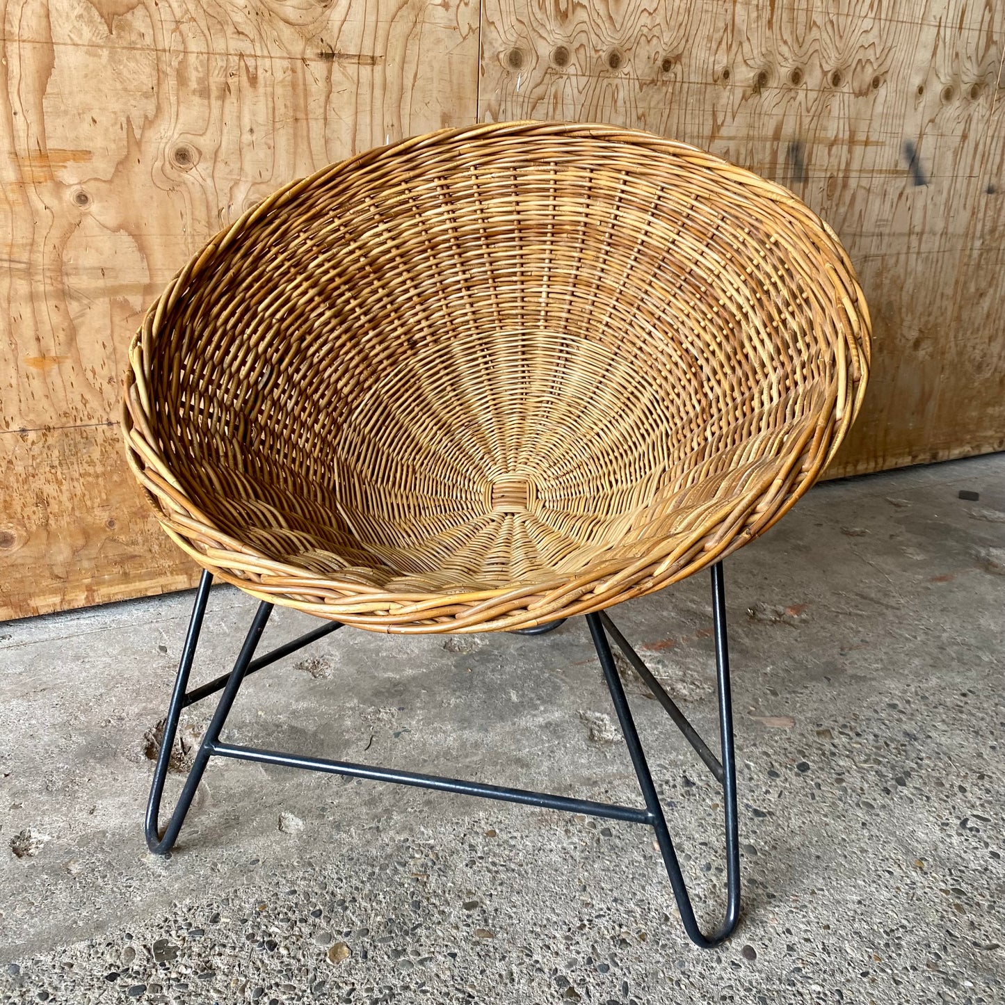 Mathieu Matégot Korbsessel, Frankreich 1950