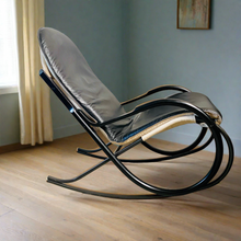 Load image into Gallery viewer, Rocking Chair &quot;Nonna&quot; by Paul Tuttle for Strässle International, Switzerland 1970
