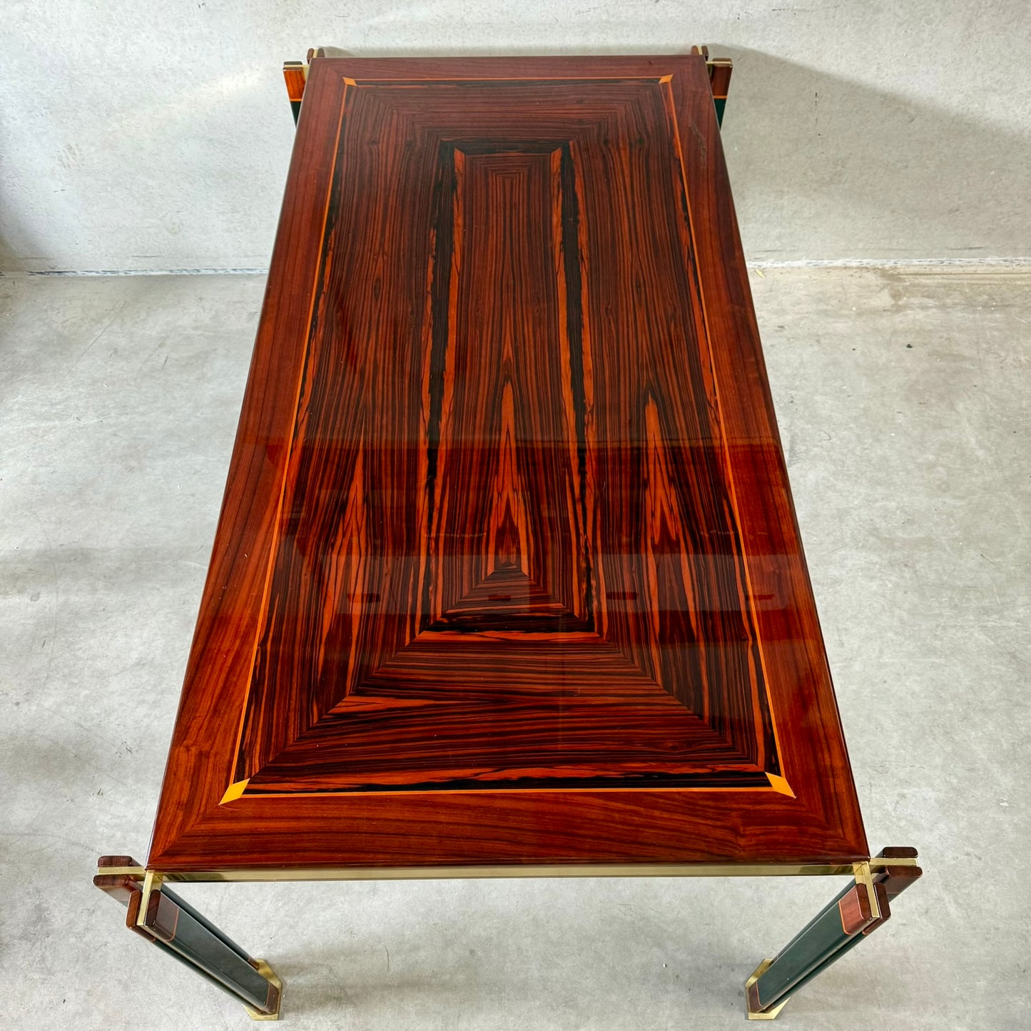 Ensemble de salle à manger en laiton et noyer italien, style Mid-Century, par Paolo Barracchia pour Roman Deco, Italie, 1978