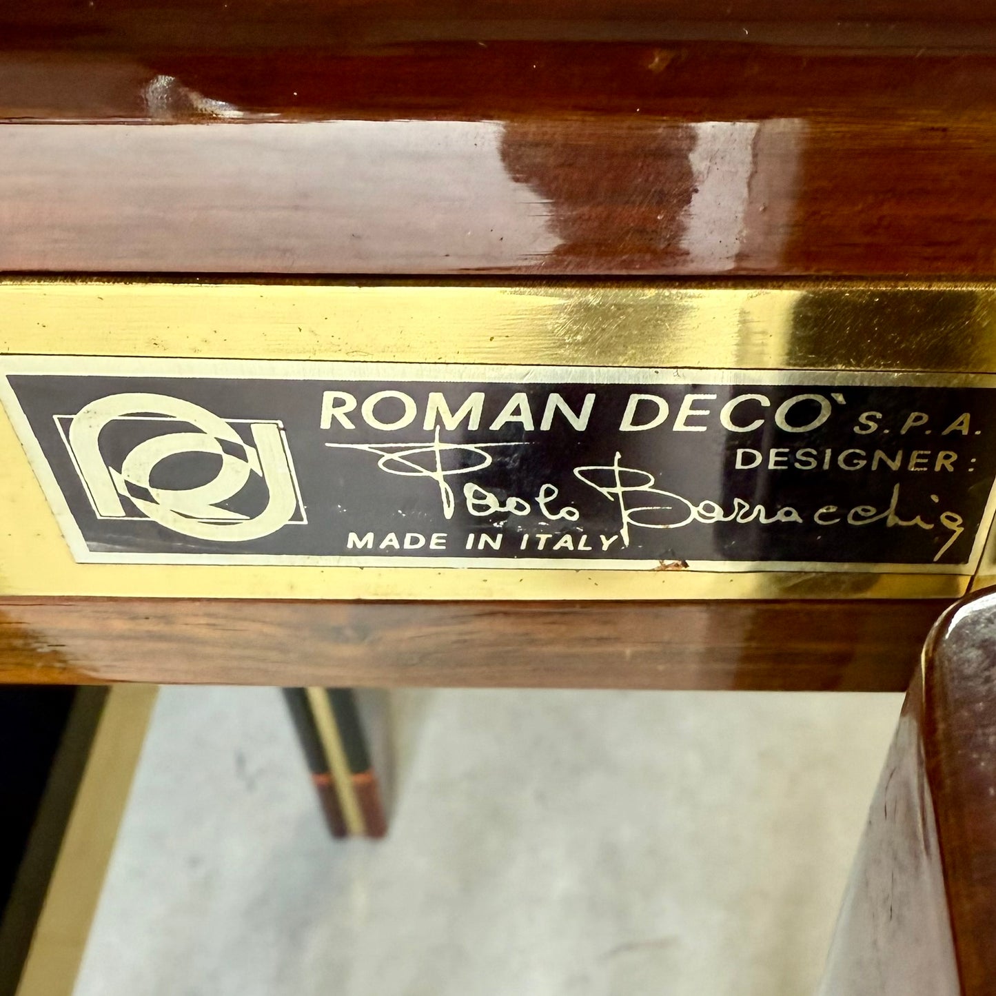 Ensemble de salle à manger en laiton et noyer italien, style Mid-Century, par Paolo Barracchia pour Roman Deco, Italie, 1978