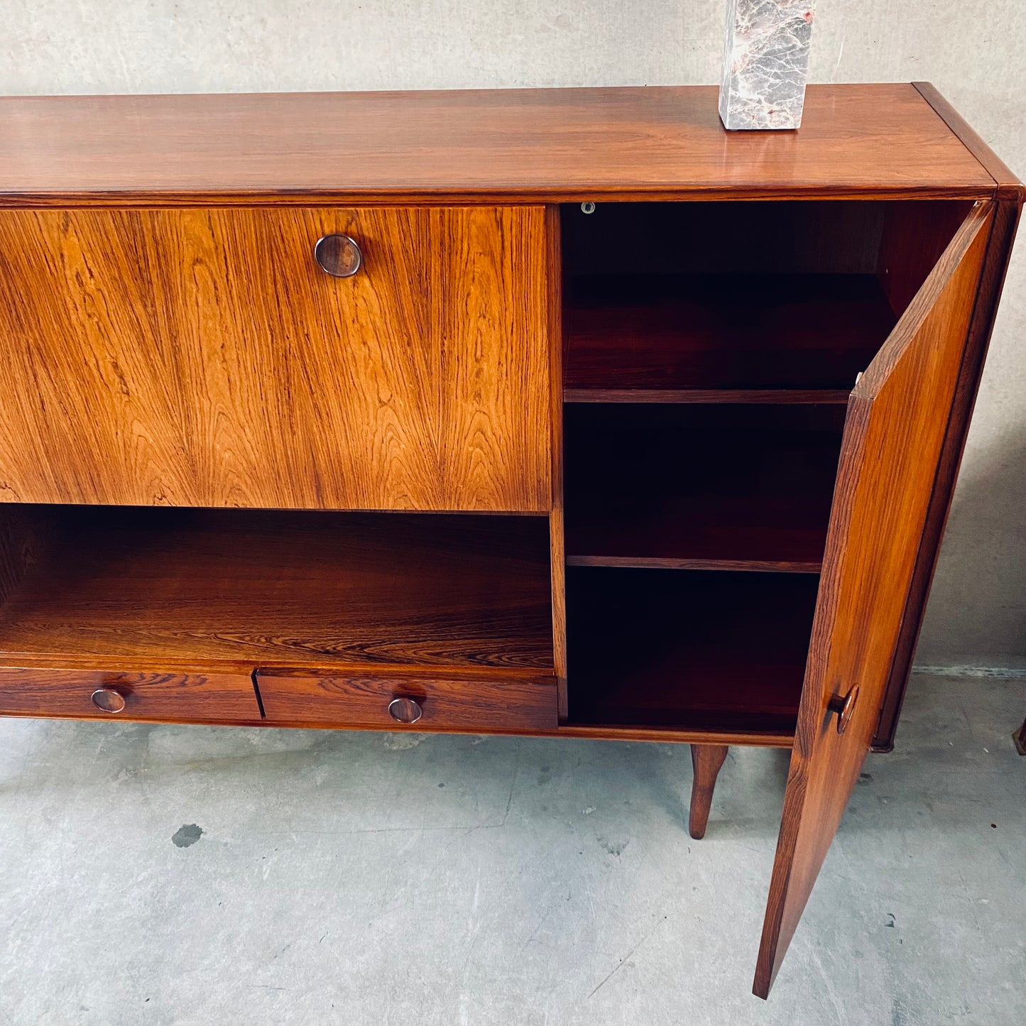 William Watting für Fristho Mid-Century Rosewood Highboard, Niederlande 1960
