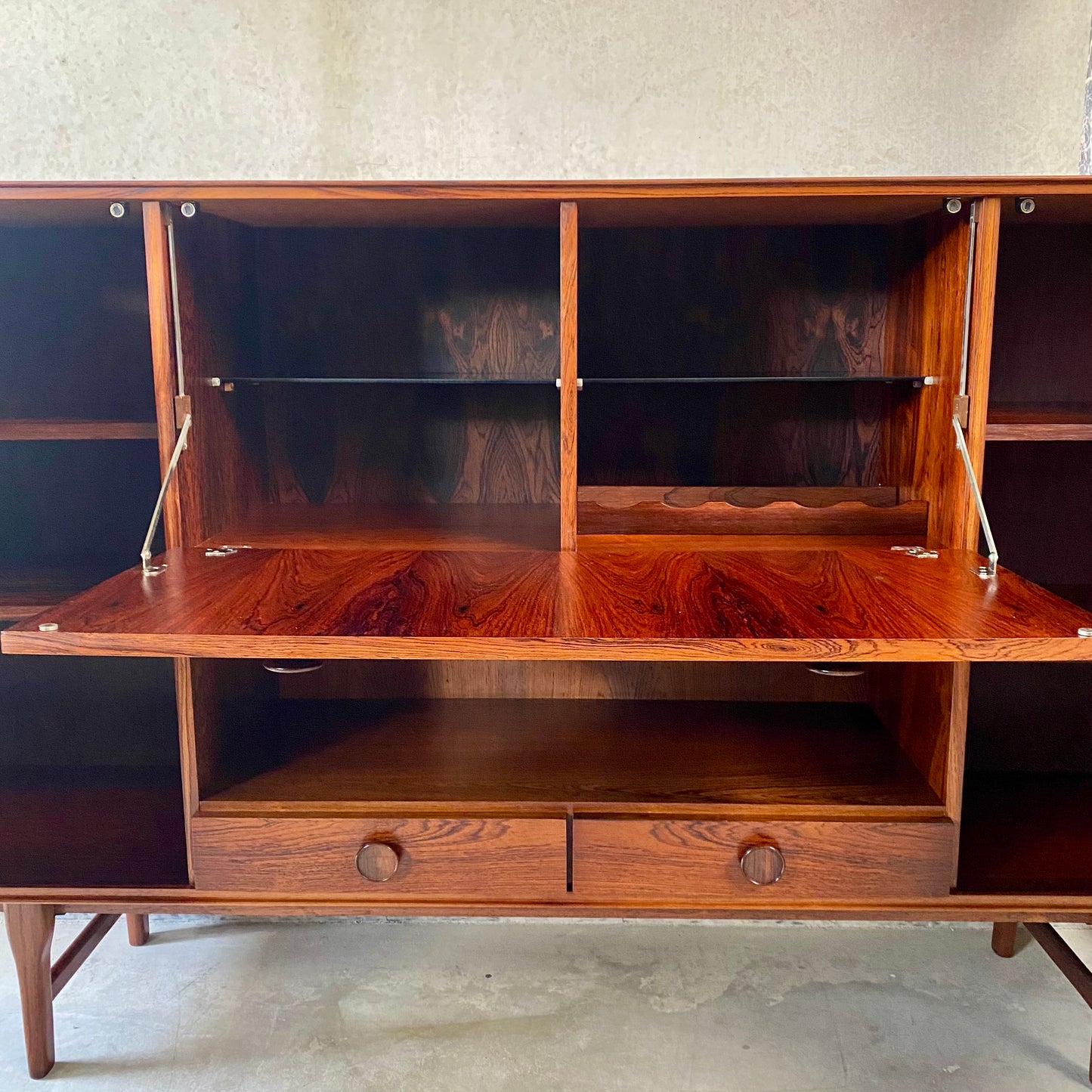 William Watting für Fristho Mid-Century Rosewood Highboard, Niederlande 1960