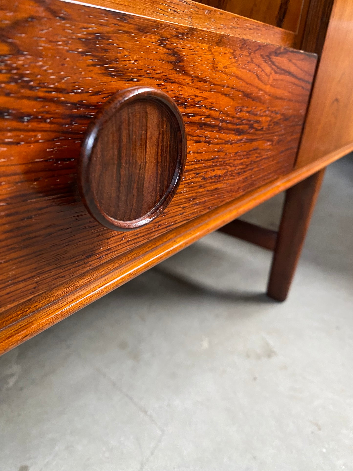 William Watting für Fristho Mid-Century Rosewood Highboard, Niederlande 1960