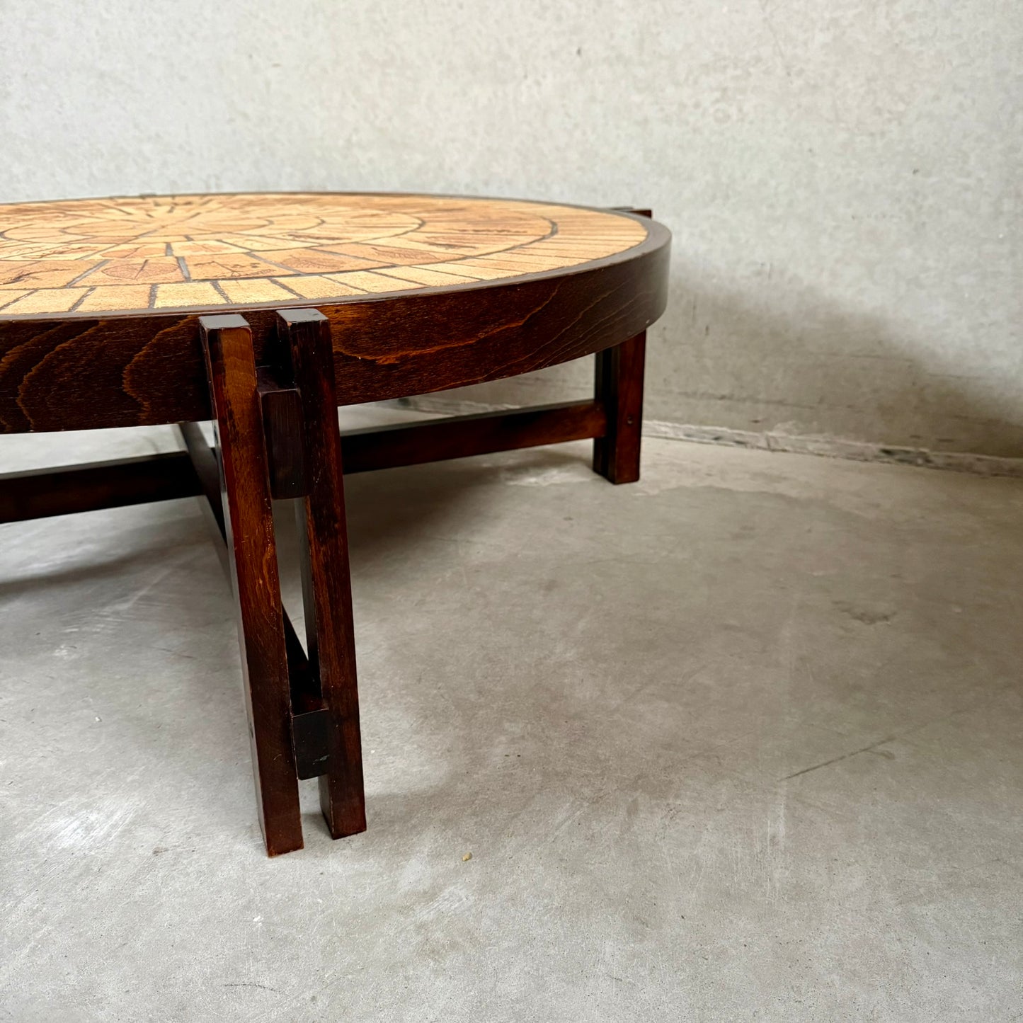 Runder, brutalistischer Keramik-Couchtisch von Roger Capron, Frankreich 1960