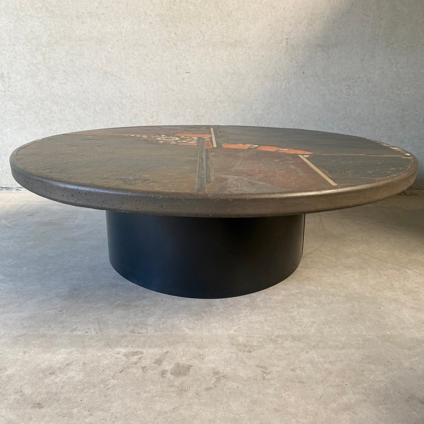 Runder Couchtisch im Stil des Brutalismus, entworfen vom Bildhauer Paul Kingma, Niederlande, 1985