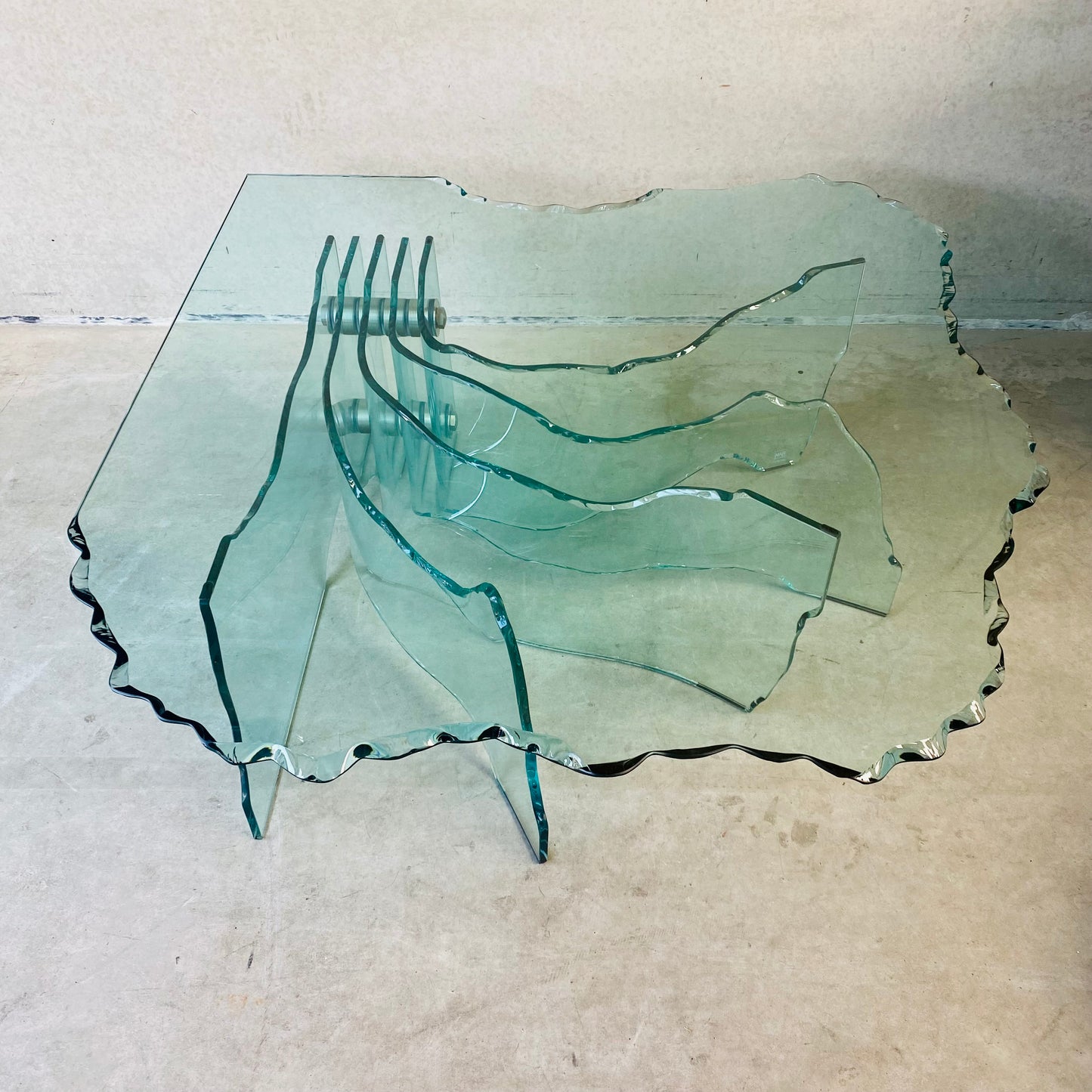 Table basse sculpturale en verre sculpté à la main « Coquillage » de Fiam Italia, par Danny Lane, Italie, 1988