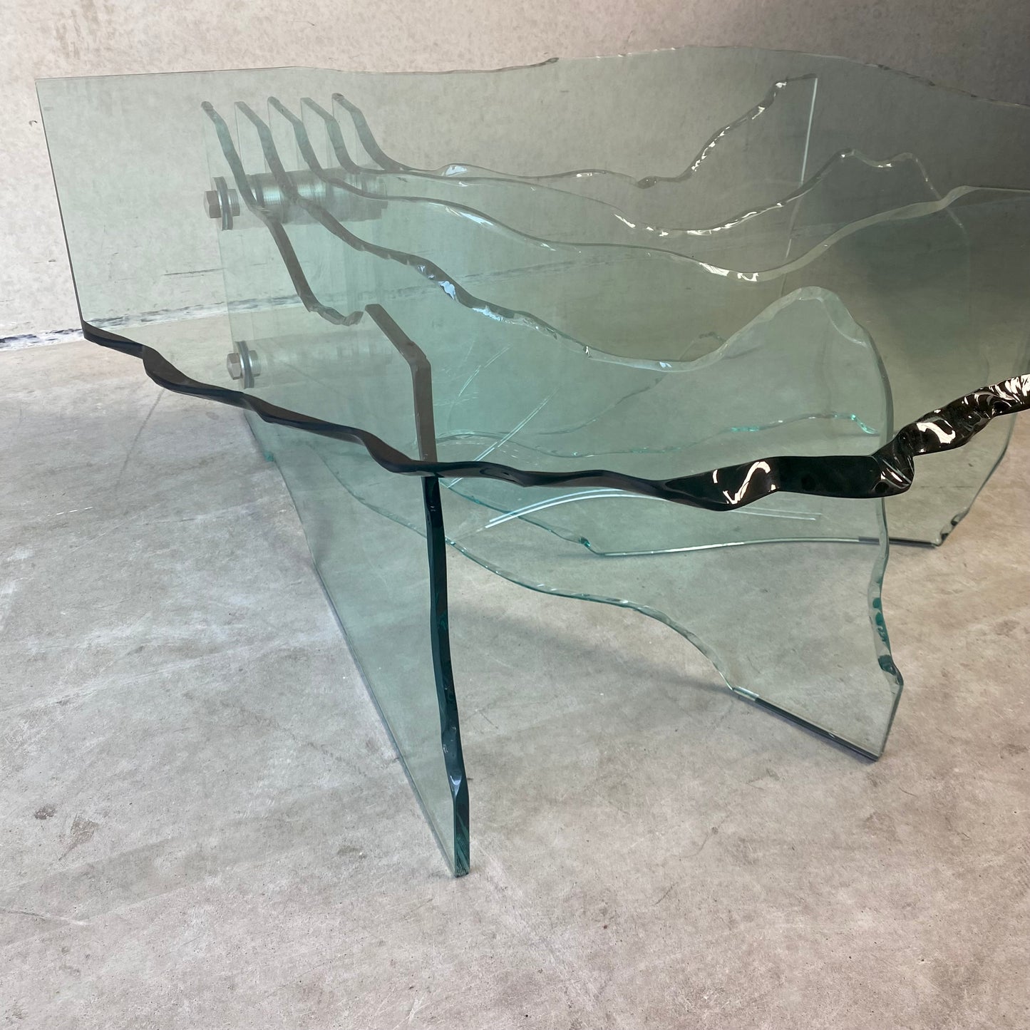 Table basse sculpturale en verre sculpté à la main « Coquillage » de Fiam Italia, par Danny Lane, Italie, 1988