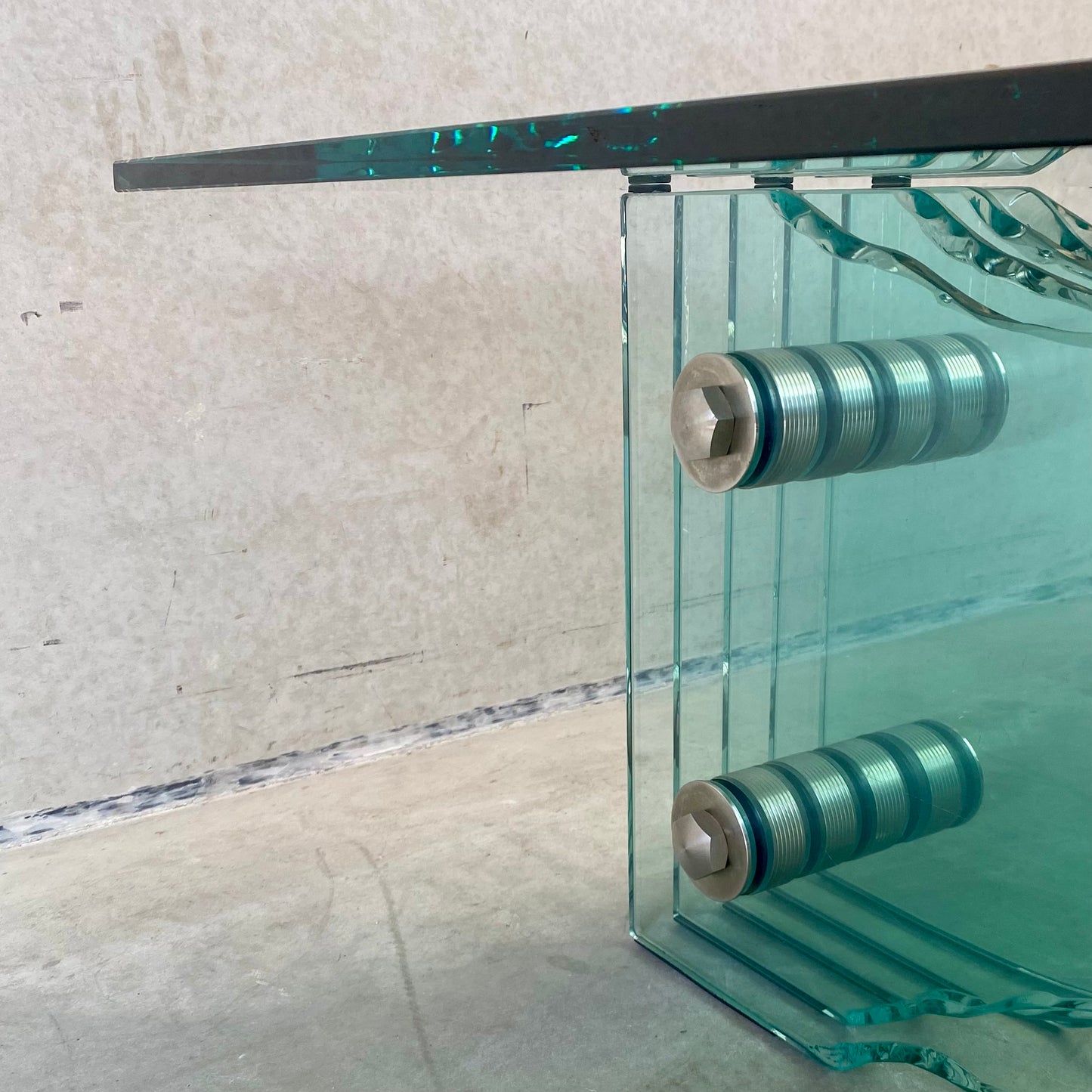 Table basse sculpturale en verre sculpté à la main « Coquillage » de Fiam Italia, par Danny Lane, Italie, 1988