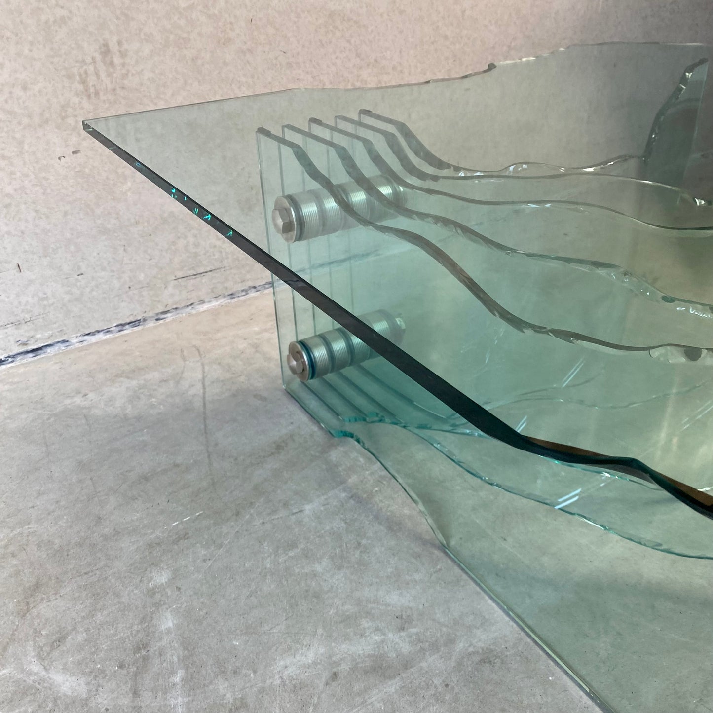 Table basse sculpturale en verre sculpté à la main « Coquillage » de Fiam Italia, par Danny Lane, Italie, 1988