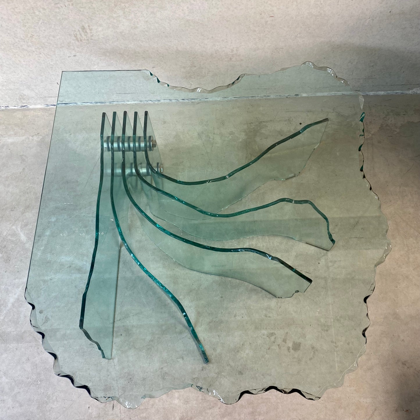 Table basse sculpturale en verre sculpté à la main « Coquillage » de Fiam Italia, par Danny Lane, Italie, 1988