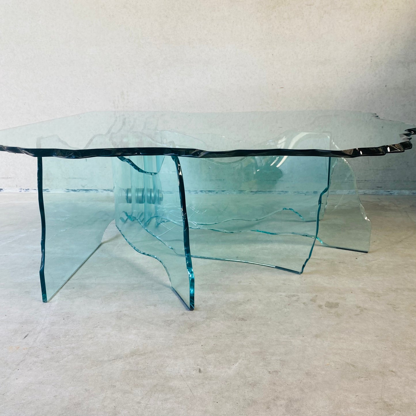 Table basse sculpturale en verre sculpté à la main « Coquillage » de Fiam Italia, par Danny Lane, Italie, 1988