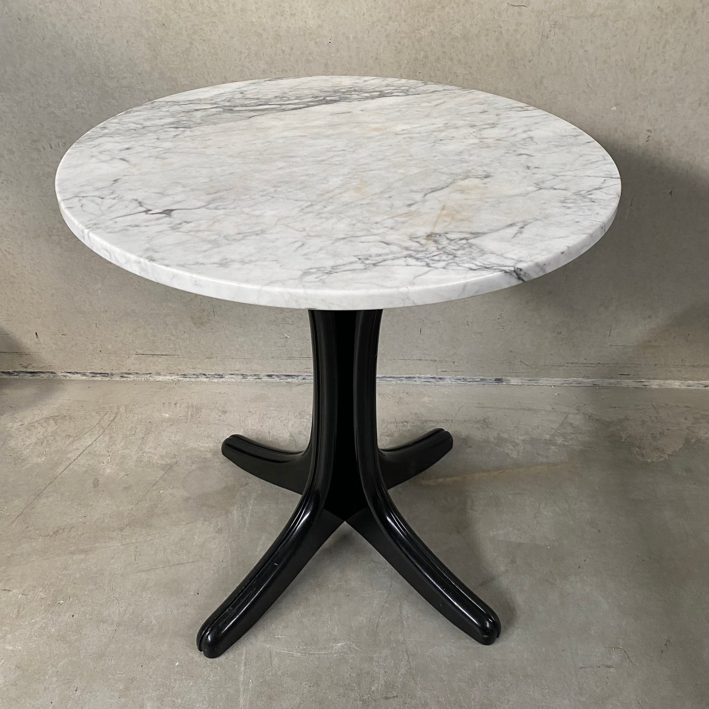 Thonet Marmor-Beistelltisch, 1970