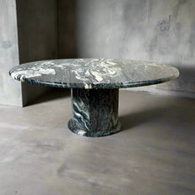 Load image into Gallery viewer, Mid-Century Cipollino Marble Round Coffee Table 1980
